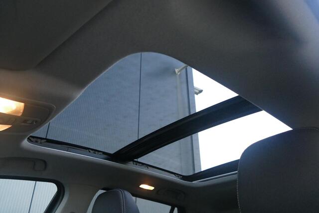 Suzuki S-Cross 1.4 Boosterjet AllGrip Style Smart Hybrid | TREKHAAK | PANO | PARKEERSENSOREN VOOR & ACHTER | 360* CAMERA | RIJKLAARPRIJS |