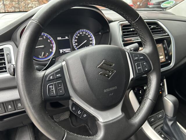 Suzuki S-Cross 1.0 Boosterjet Stijl // KEYLESS // LED // NAVI + CARPLAY // CAMERA // CRUISE // TREKHAAK!!