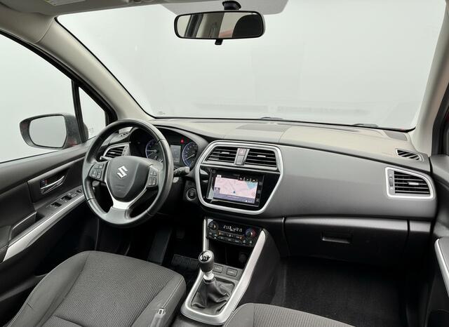 Suzuki S-Cross 1.4 B-jet Select Smart Hybrid, Camera | Navigatie