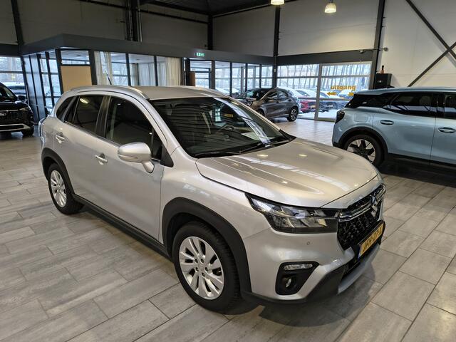 Suzuki S-Cross 1.5 Hybrid Select | Adapt. Cruise | Stoelverwaming | Camera | LED | Apple/Android CarPlay | Keyless