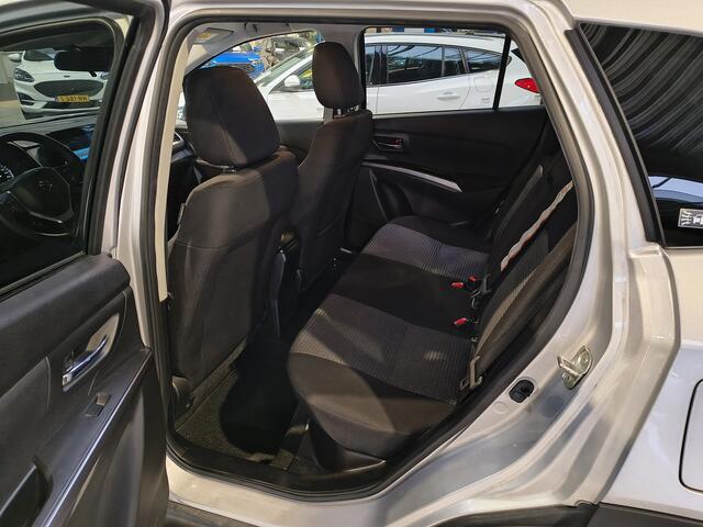 Suzuki S-Cross 1.5 Hybrid Select | Adapt. Cruise | Stoelverwaming | Camera | LED | Apple/Android CarPlay | Keyless