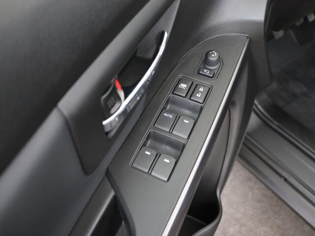 Suzuki S-Cross 1.4 Boosterjet Style Smart Hybrid | Stoelverwarming | Achteruitrijcamera | Dealeronderhouden |