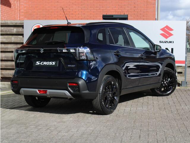 Suzuki S-Cross 1.5 SmartHybrid Special Edition | 360 Camera | Stoelverwarming | Apple Carplay/Android Auto | Half lederen bekleding