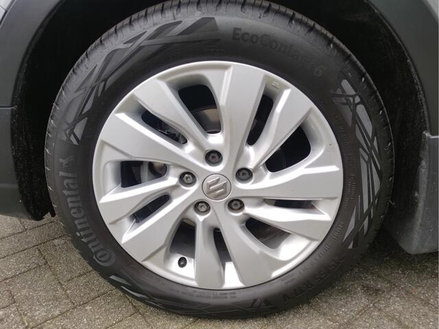 Suzuki S-Cross 1.0 Boosterjet Exclusive Achteruitrijcamera - 17Inch LMV - Climatronic - NL auto - Stoelverwarming