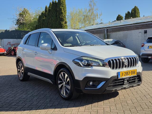 Suzuki S-Cross 1.4 B.jet Stijl, leder interieur, panoramadak. Trekhaak.