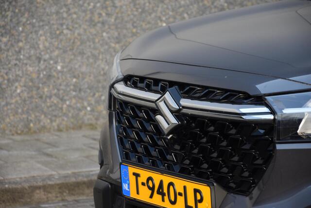 Suzuki S-Cross 1.4 Boosterjet Style Smart Hybrid | 1500-kg trekgewicht! | tot 10 jaar fabrieksgarantie | 360-graden camera |