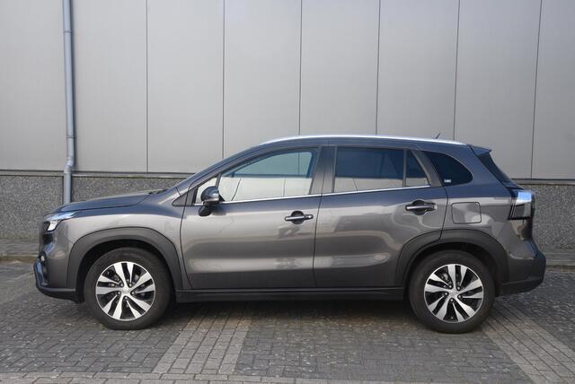 Suzuki S-Cross 1.4 Boosterjet Style Smart Hybrid | 1500-kg trekgewicht! | tot 10 jaar fabrieksgarantie | 360-graden camera |