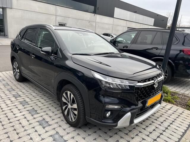 Suzuki S-Cross 1.4 BOOSTERJET STYLE SMART HYBRID 360 Camera | Dodehoeksensoren | Adaptive Cruise