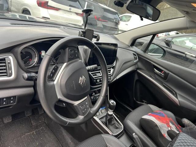 Suzuki S-Cross 1.4 BOOSTERJET STYLE SMART HYBRID 360 Camera | Dodehoeksensoren | Adaptive Cruise