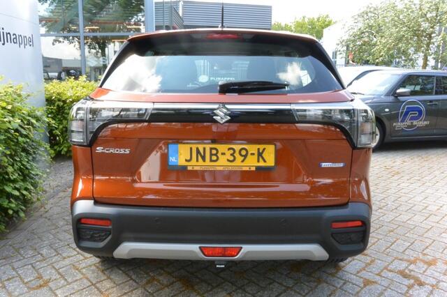 Suzuki S-Cross 1.4 Turbo Boosterjet met Treeplankset verlicht / Trekhaak / Navigatie