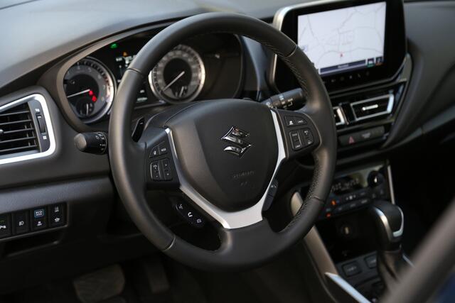 Suzuki S-Cross 1.5 Hybrid Automaat Style ALLGRIP Schuifdak 360view Navi ACC