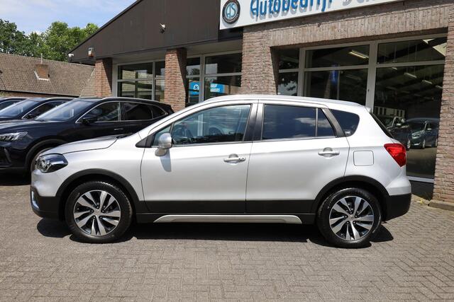 Suzuki S-Cross 1.0 Boosterjet Exclusive TREKHAAK-AFN STOELVERW. CARPLAY CAMERA ADAPTIVE-CRUISE NAVI CRUISE CLIMA 2XPDC 17''LMV DEALERONDH.