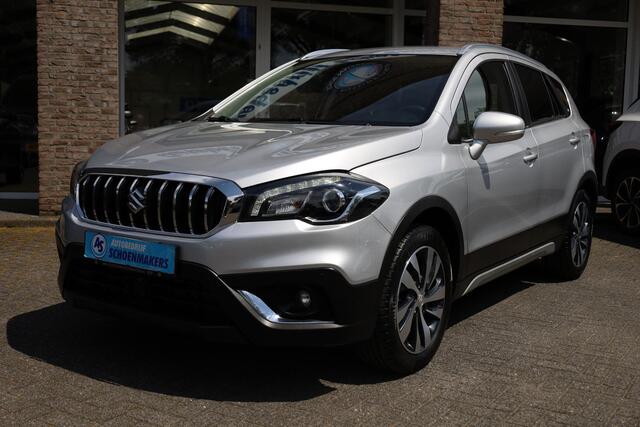 Suzuki S-Cross 1.0 Boosterjet Exclusive TREKHAAK-AFN STOELVERW. CARPLAY CAMERA ADAPTIVE-CRUISE NAVI CRUISE CLIMA 2XPDC 17''LMV DEALERONDH.