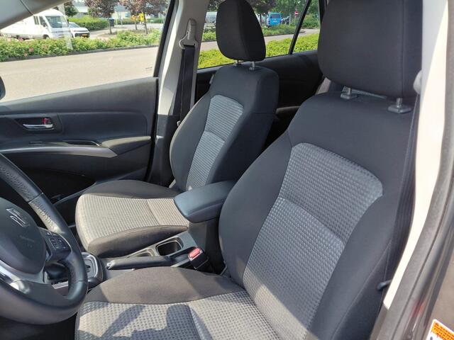 Suzuki S-Cross 1.4 SELECT BOOSTERJET A/T CARPLAY CAMERA TREKHAAK 1500KG
