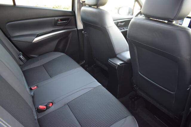 Suzuki S-Cross 1.4 Boosterjet Style Smart Hybrid | 1.500 kg trekgewicht! | Trekhaak | Automaat | 360° Camera |