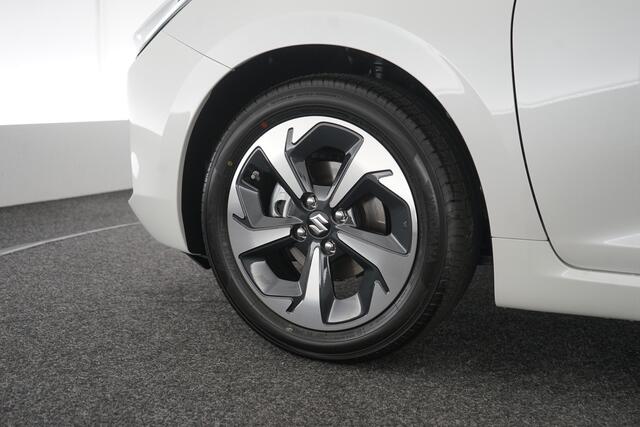 Suzuki SWIFT 1.2 Style Smart Hybrid