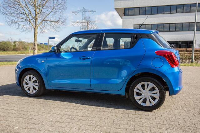 Suzuki SWIFT 1.2 Comfort Smart Hybrid