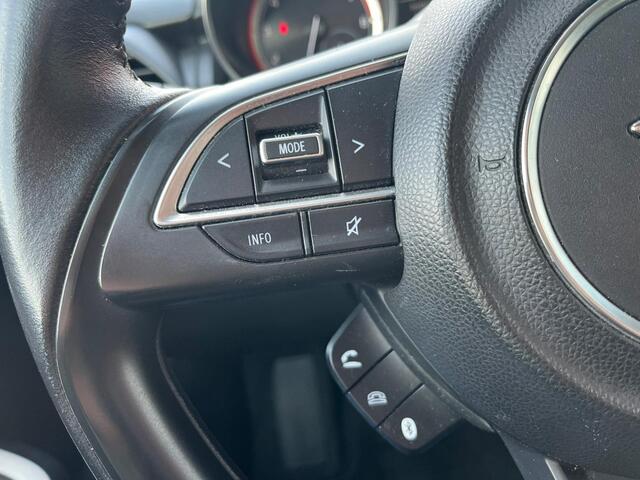 Suzuki SWIFT 1.2 Comfort Smart Hybrid / GT-Line / 17 inch LMV /