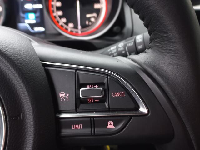 Suzuki SWIFT 1.2 Select Smart Hybrid Cruise control/ Apple CarPlay