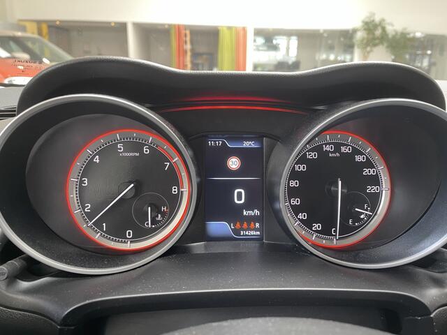 Suzuki SWIFT 1.2 Style Hybrid [APPLE CARPLAY | CLIMATE CONTROL | ADAPTIEVE CR