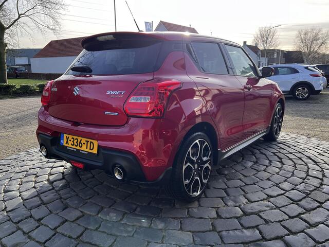 Suzuki SWIFT 1.4 Sport Smart Hybrid | NIEUWSTAAT | Carplay | Navi | Camera | All-in rijklaarprijs