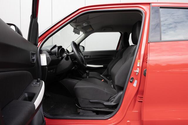Suzuki SWIFT 1.2 Comfort Smart Hybrid | NL-AUTO | ADAP CRUISE | AIRCO |