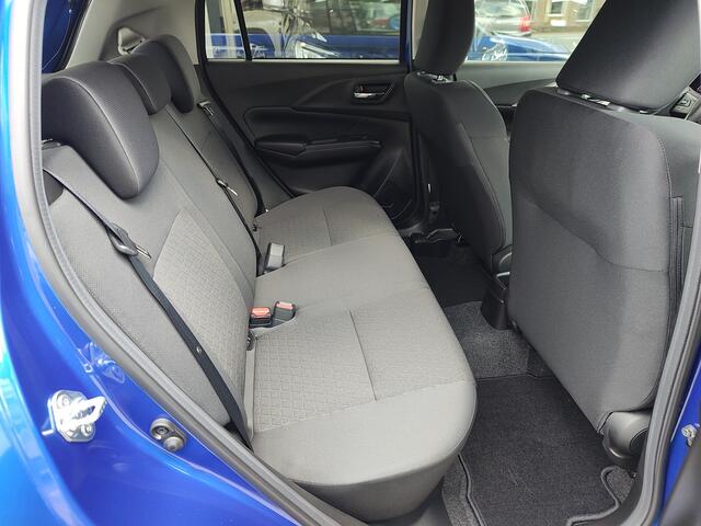 Suzuki SWIFT 1.2 STYLE SMART HYBRID CVT TE BESTELLEN | Met 6 JAAR GARANTIE! | Inclusief ¤ 2.300,- Voorraad Voordeel