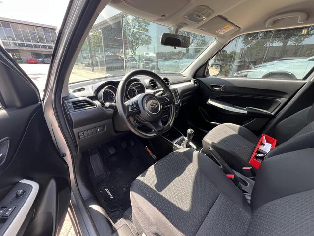 Suzuki SWIFT 1.2 Select | Achteruitrijcamera | Carplay | Stoelverwarming voor