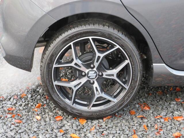 Suzuki SWIFT 1.2 Select Smart Hybrid, SPECIALE JUBILEUM 17 inch Velgen, Striping pakket en Sharkfinantenne