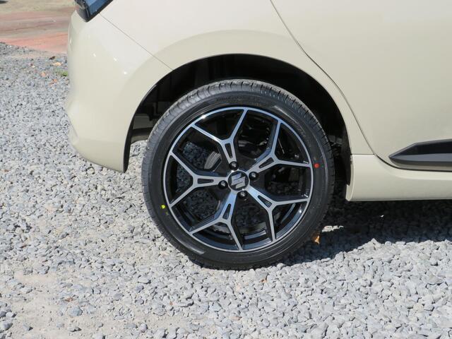 Suzuki SWIFT 1.2 Select Smart Hybrid, SPECIALE JUBILEUM 17 inch velgen, Striping pakket en Shark Fin Antenne