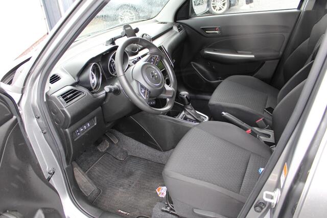 Suzuki SWIFT 1.2 Style Smart Hybrid, Automaat, Parkeersensoren Achteruitrijcamera en Navigatie! 23950