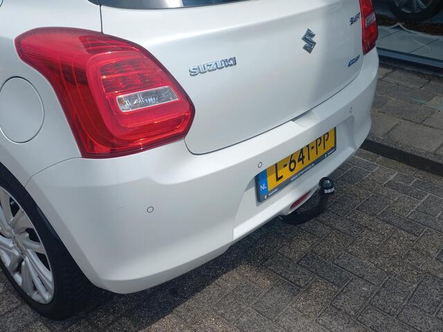 Suzuki SWIFT 1.2 Select Smart Hybrid Apple CarPlay/ Android Auto
