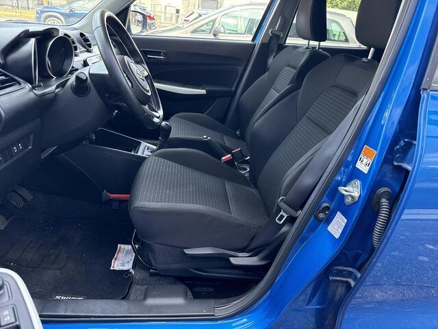 Suzuki SWIFT 1.2 Select Smart Hybrid **STOELVERWARMING/ AIRCO/ PARKEERCAMERA/ APPLE CARPLAY/ 36 MAANDEN GARANTIE**
