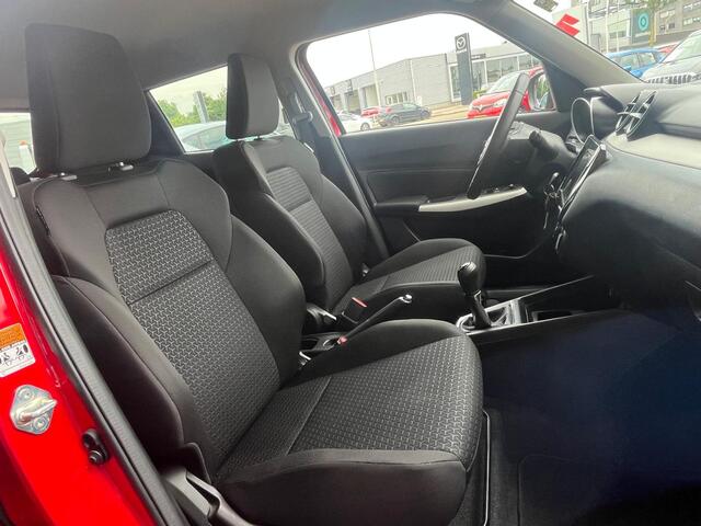 Suzuki SWIFT 1.2 Select Smart Hybrid / Navigatie / Camera / Stoelverwarming /