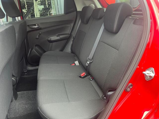 Suzuki SWIFT 1.2 Select Smart Hybrid / Navigatie / Camera / Stoelverwarming /
