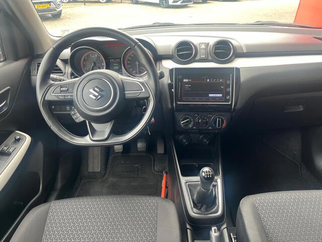 Suzuki SWIFT 1.2 Select Smart Hybrid / Navigatie / Camera / Stoelverwarming /