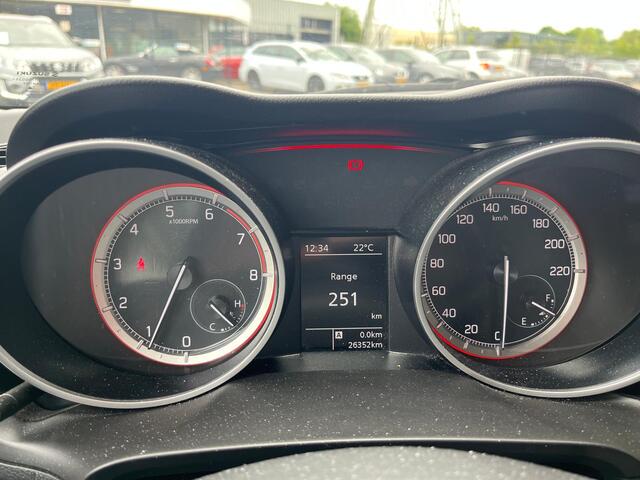 Suzuki SWIFT 1.2 Select Smart Hybrid / Navigatie / Camera / Stoelverwarming /