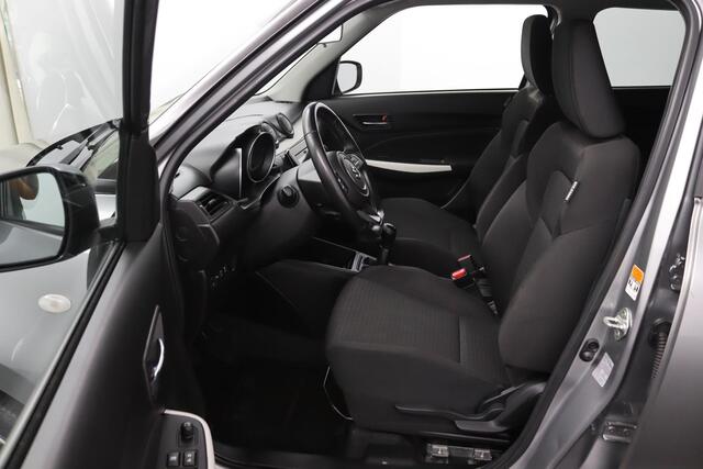Suzuki SWIFT 1.2 Select Smart Hybrid | Trekhaak | Led Verlichting | Cruise Control | Stoelverwarming | Achteruitrijcamera |