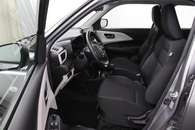 Suzuki SWIFT 1.2 Comfort Smart Hybrid | Nieuwe Auto | Direct leverbaar | Navigatie | Keyless Entry |