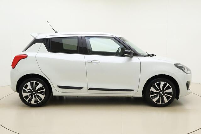 Suzuki SWIFT 1.2 Stijl Smart Hybrid 90pk | Navigatie | Climate Control | Camera | Lichtmetalen Velgen | Cruise Control Adaptief | Stoelverwarming | 1e Eigenaar
