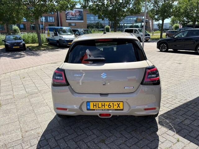 Suzuki SWIFT 1.2 Style Smart Hybrid | Navi | Cruise | Camera | 3415 km Dealeronderhouden