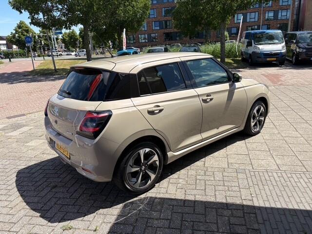 Suzuki SWIFT 1.2 Style Smart Hybrid | Navi | Cruise | Camera | 3415 km Dealeronderhouden