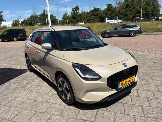 Suzuki SWIFT 1.2 Style Smart Hybrid | Navi | Cruise | Camera | 3415 km Dealeronderhouden