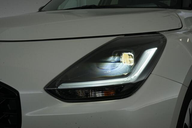 Suzuki SWIFT 1.2 Style Smart Hybrid