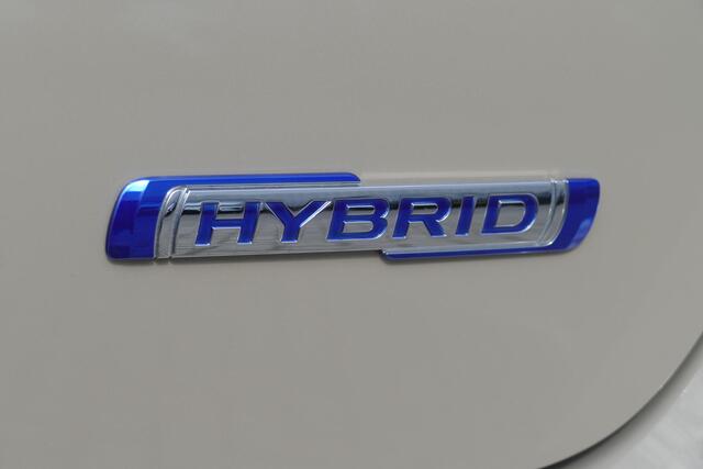 Suzuki SWIFT 1.2 Style Smart Hybrid | Adapt. Cruise | Apple/Android | Camera | Keyless | RIJKLAARPRIJS!!