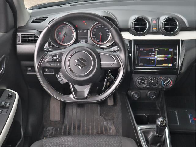 Suzuki SWIFT 1.2 Select | Navigatie | Camera | Bluetooth | Airco | "16 LMV |
