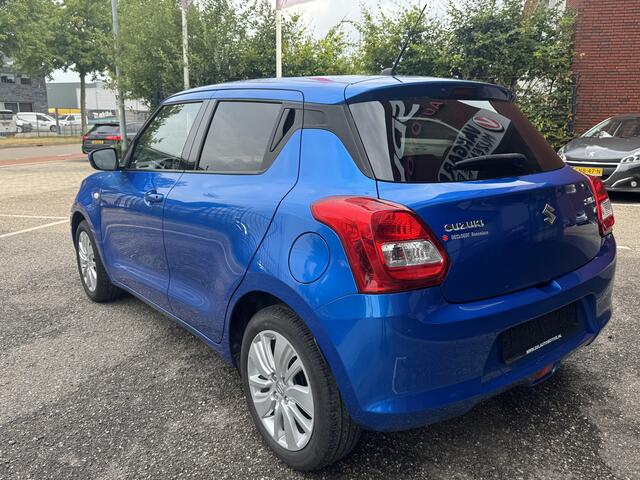 Suzuki SWIFT 1.2 Stijl // CAMERA // CRUISE // AIRCO // BLUETOOTH // APPLE CARPLAY / ANDROID AUTO // STOELVERWARMING