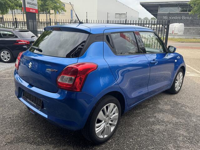 Suzuki SWIFT 1.2 Stijl // CAMERA // CRUISE // AIRCO // BLUETOOTH // APPLE CARPLAY / ANDROID AUTO // STOELVERWARMING