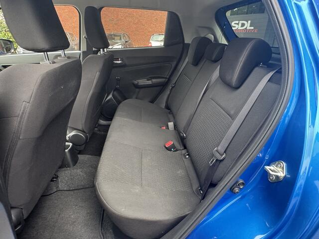 Suzuki SWIFT 1.2 Stijl // CAMERA // CRUISE // AIRCO // BLUETOOTH // APPLE CARPLAY / ANDROID AUTO // STOELVERWARMING