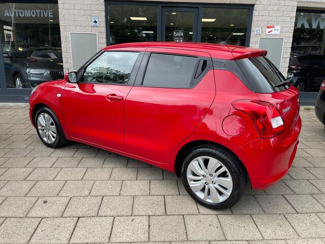 Suzuki SWIFT 1.2 Select 5Drs Navi Camera CarPlay NAP